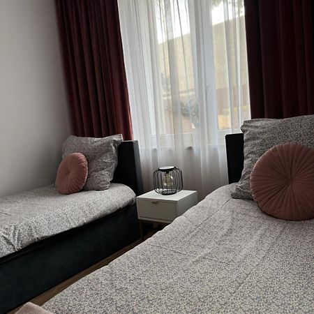 Dawna Mleczarnia Apartamenty Sosnowy Нова Руда Екстериор снимка