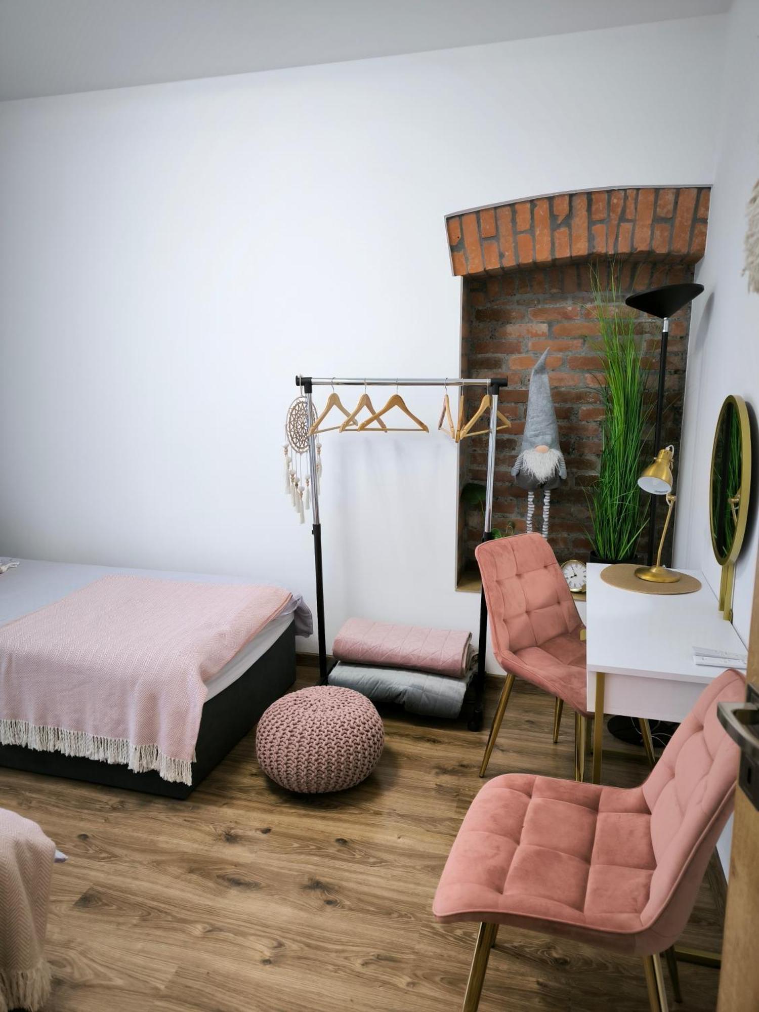 Dawna Mleczarnia Apartamenty Sosnowy Нова Руда Екстериор снимка
