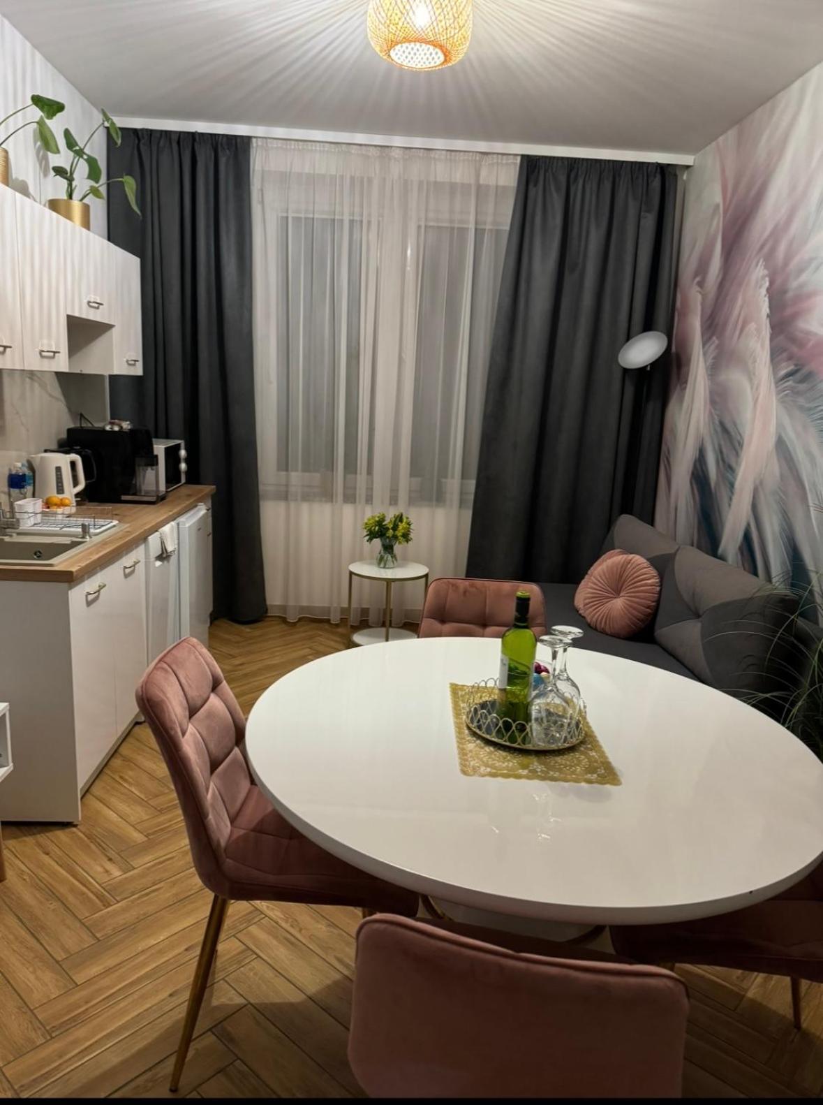 Dawna Mleczarnia Apartamenty Sosnowy Нова Руда Екстериор снимка