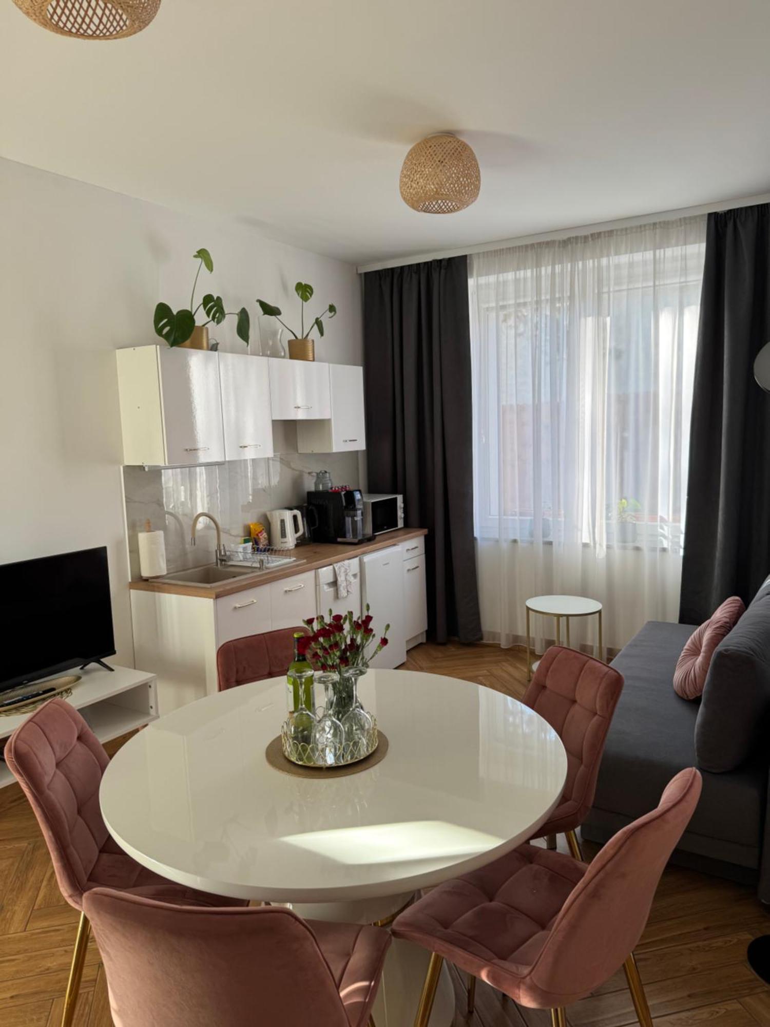 Dawna Mleczarnia Apartamenty Sosnowy Нова Руда Екстериор снимка