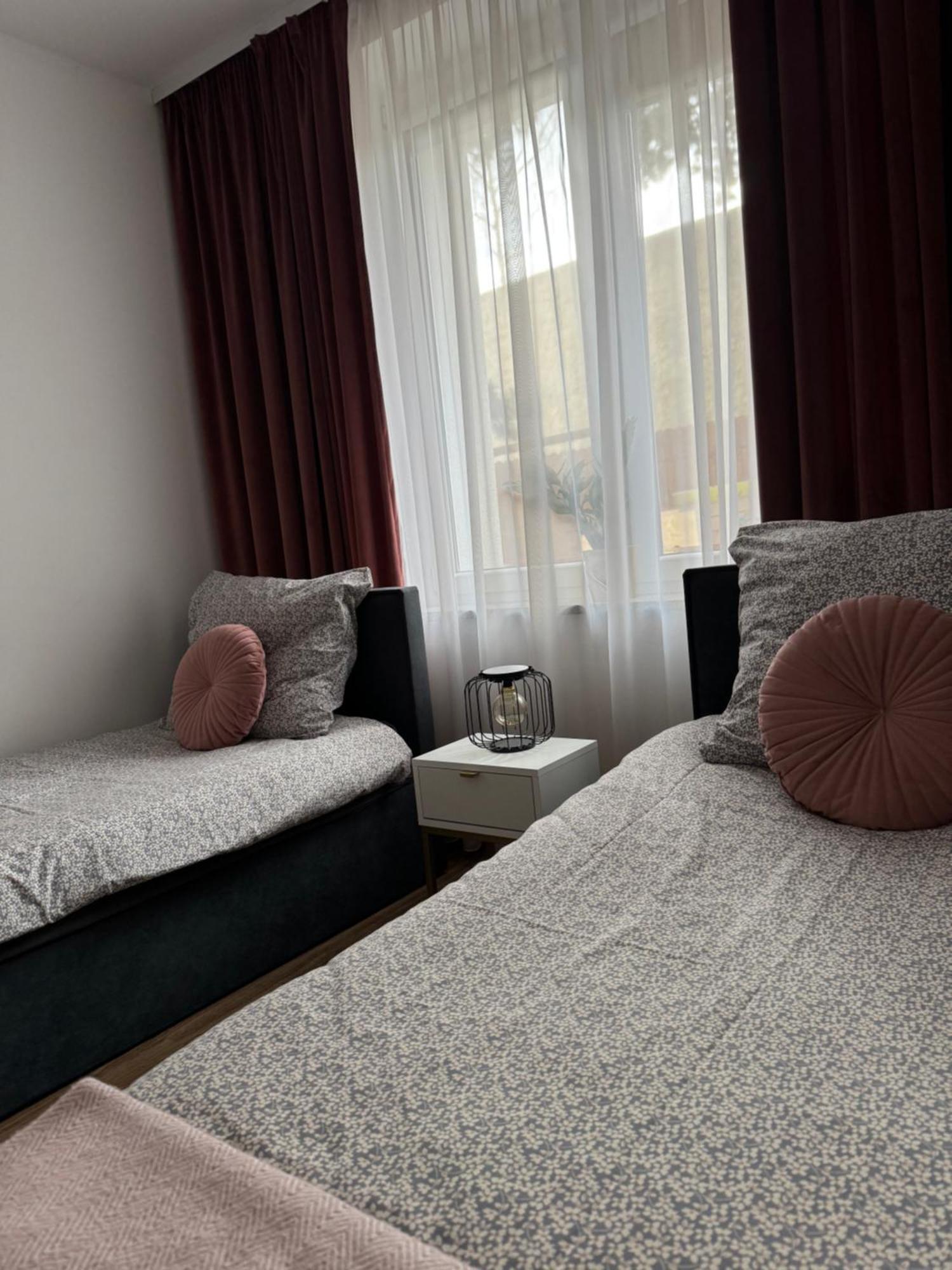 Dawna Mleczarnia Apartamenty Sosnowy Нова Руда Екстериор снимка